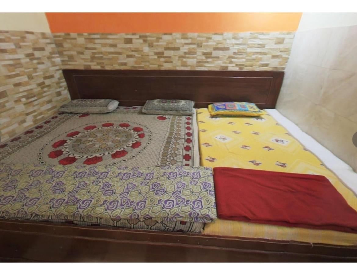 Hotel Aroma, Pushkar Exteriör bild